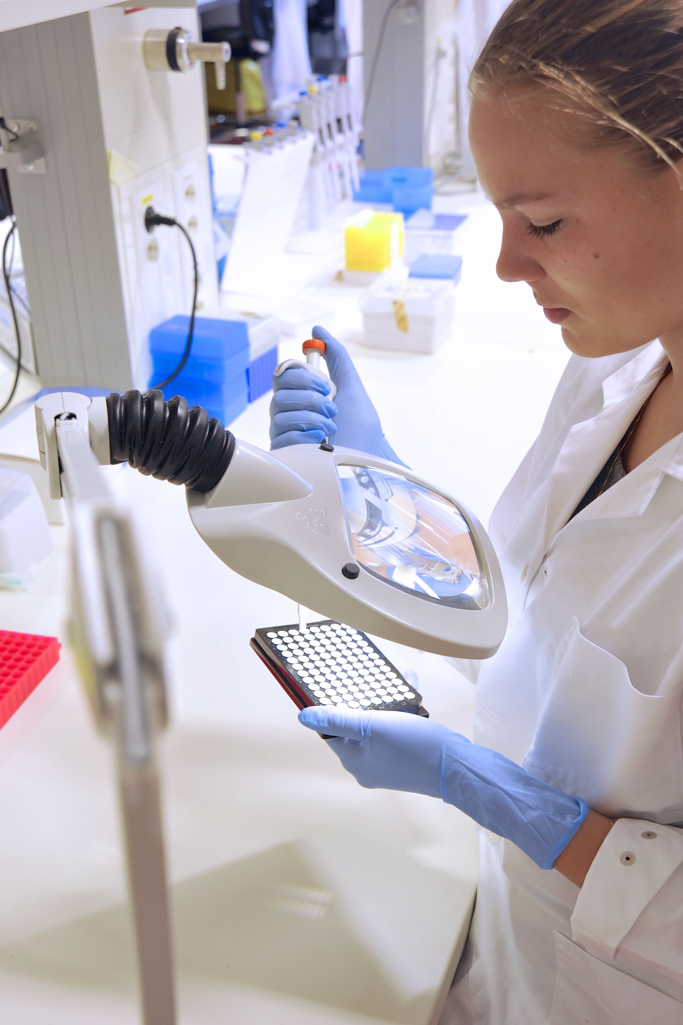 /upload/2013/04/22/wave-led_radiumhospitalet_03.jpg?w=1000