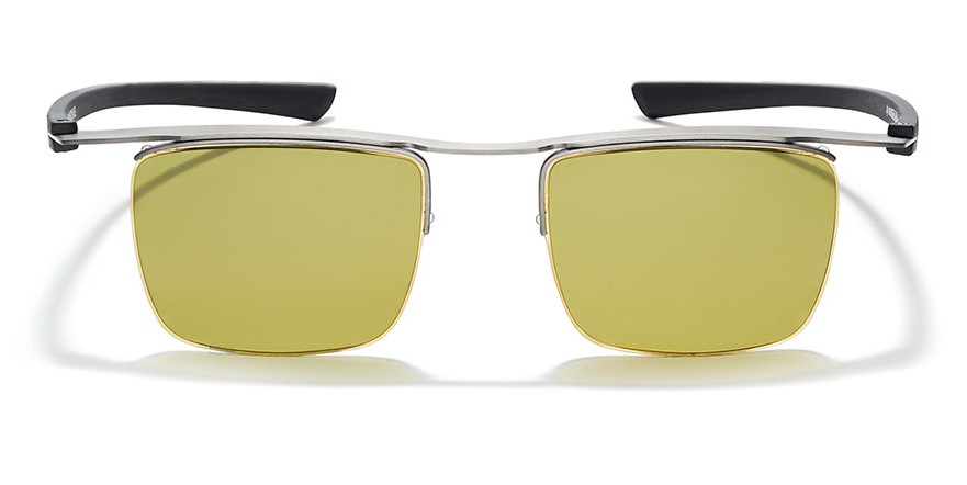 /upload/2022/12/22/hang-on-front.jpg?w=1000